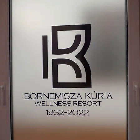 Bornemisza Kuria Wellness *