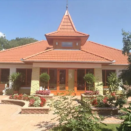 Bornemisza Kuria Wellness * Tiszabecs